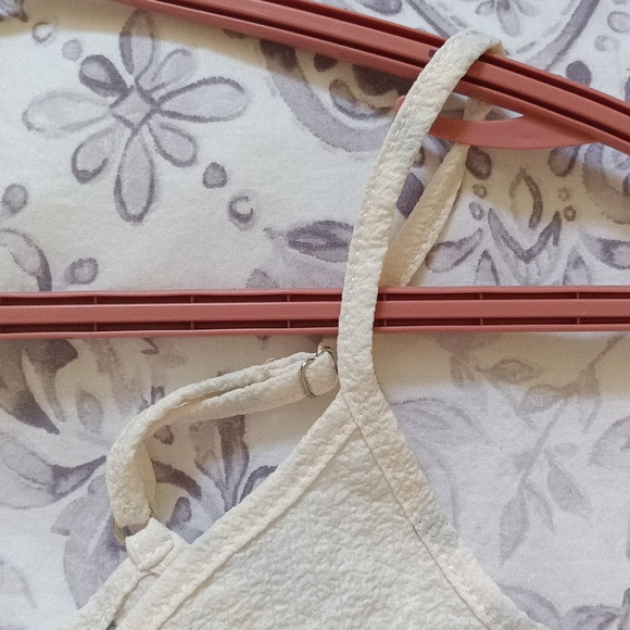 New Sweet Nightgown, little V-neck, adjustable straps - Picture 4 of 6